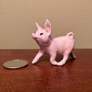 RETIRED Hagen-Renaker #820 Mini PIG RUNNING (Trotting) - H-R &quot;Miniatures Line&quot; Collectible Ceramic Figurine/Statue (Made through Fall 1996)