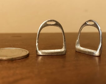 TWMHC "Small Traditional" 1:9 Scale ENGLISH STIRRUPS ~ Cast in White Metal (Silver) & Beautifully Polished for Toy Model Horse Saddle