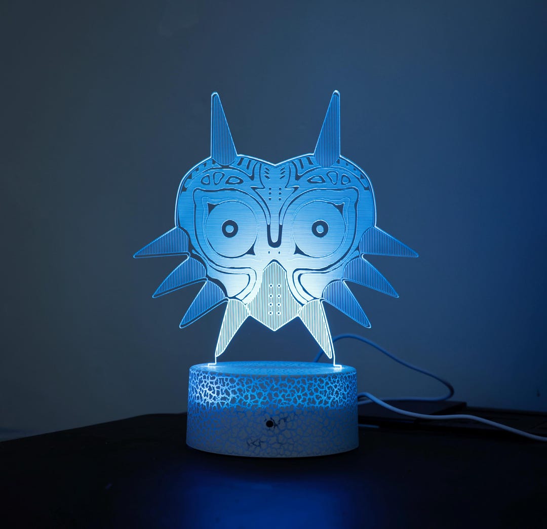 Legend of Zelda: Majora's Mask Edition - Mystical LED Light Display ...