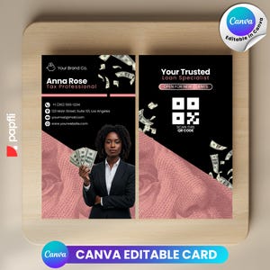 Può includere: Design di biglietto da visita con una donna che tiene contanti. La carta ha uno sfondo nero con il testo "Anna Rose Tax Professional" e informazioni di contatto. Il retro dice "Your Trusted Loan Specialist" con un codice QR.