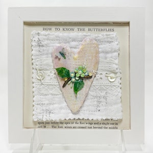 Handmade Heartfelt Sampler 12: framed hand sculpted heart with hand-painted enameled flowers by artist Tammy Tutterow Bild 2
