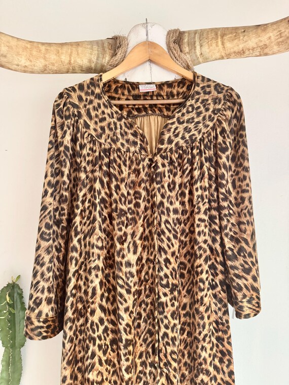 Vintage Simply Basic Leopard Print Soft Velvet Ho… - image 8