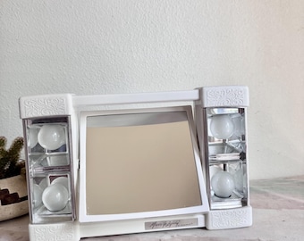 Vintage Vintage Mirror-Go-Lightly by Windmere Lighted Makeup Mirror. White. Plug in.
