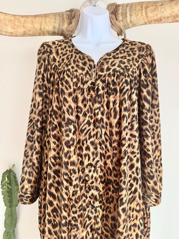 Vintage Simply Basic Leopard Print Soft Velvet Ho… - image 6