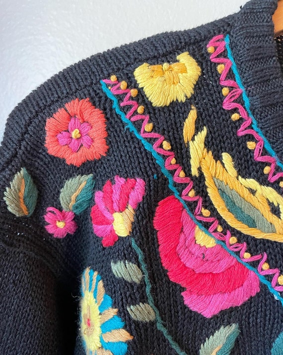 Gorgeous Vintage Essence Embroidered Flowers. Flo… - image 3