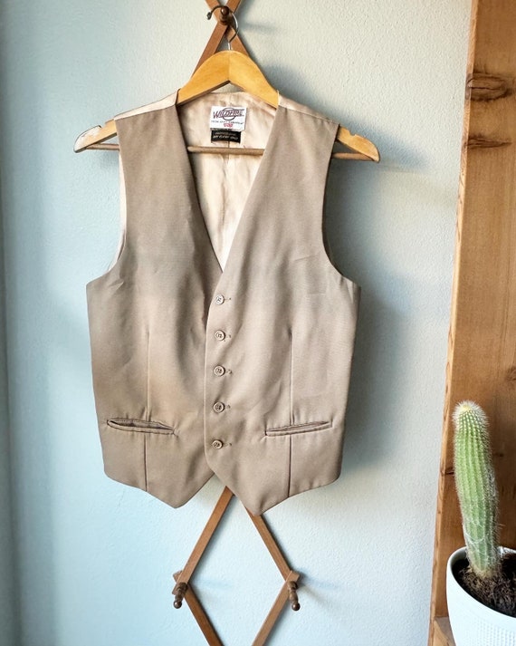 Vintage Men’s Beige Button Down Vest by Levi’s. W… - image 4