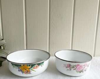 4 Metal Bryant Floral Bowl 4 Metal Bryant Floral Bowl