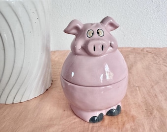 Bella Case ~ Salt and Pepper Shaker Pig Top & Bottom Salt and Pepper Shakers. Two pieces. Adorable! Vintage