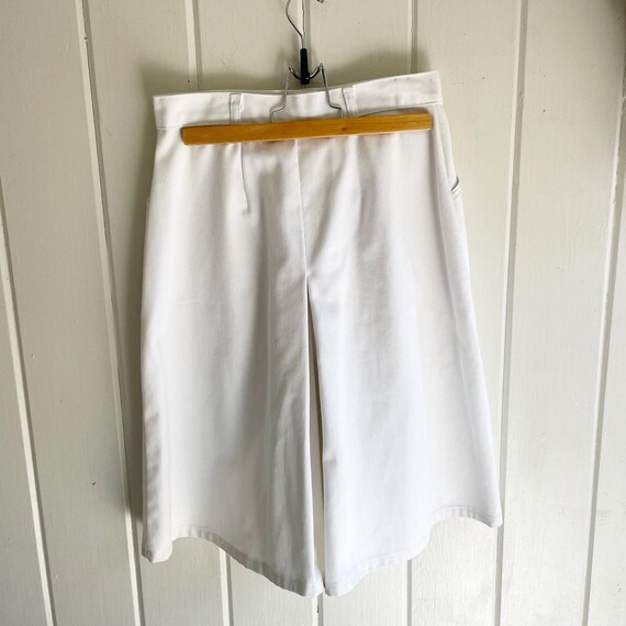 Vintage Sears White Culottes Shorts. - image 4