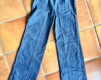 Mom jeans Levi’s Vintage 70’s High Rise Wide Leg  Orange Tab Stretch Band back.