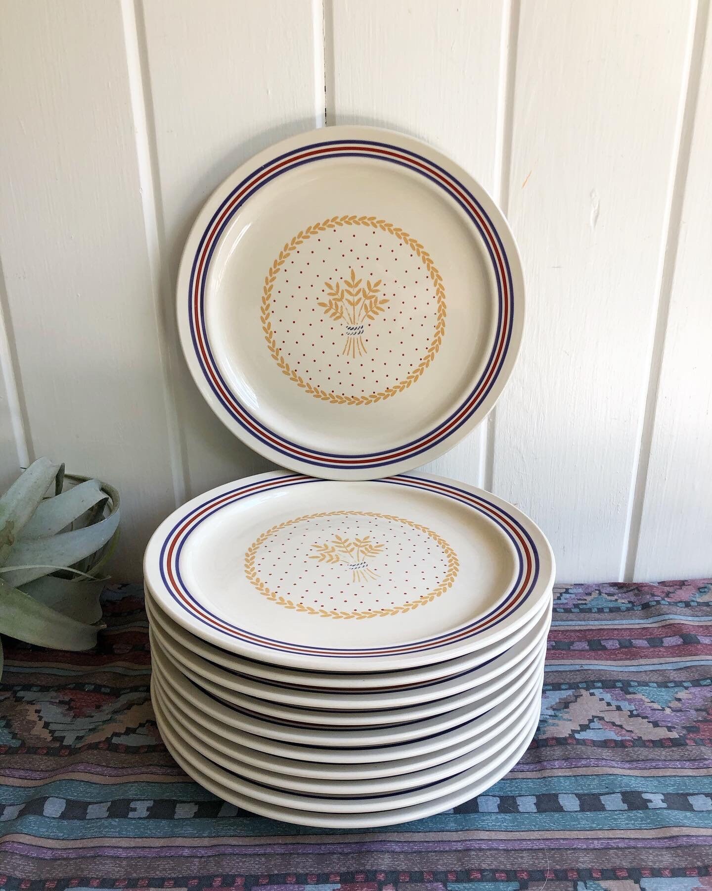 ヒースセラミックDinner Plate Plaza 9x9 Dinner Plate in Cyan – Heath Ceramics