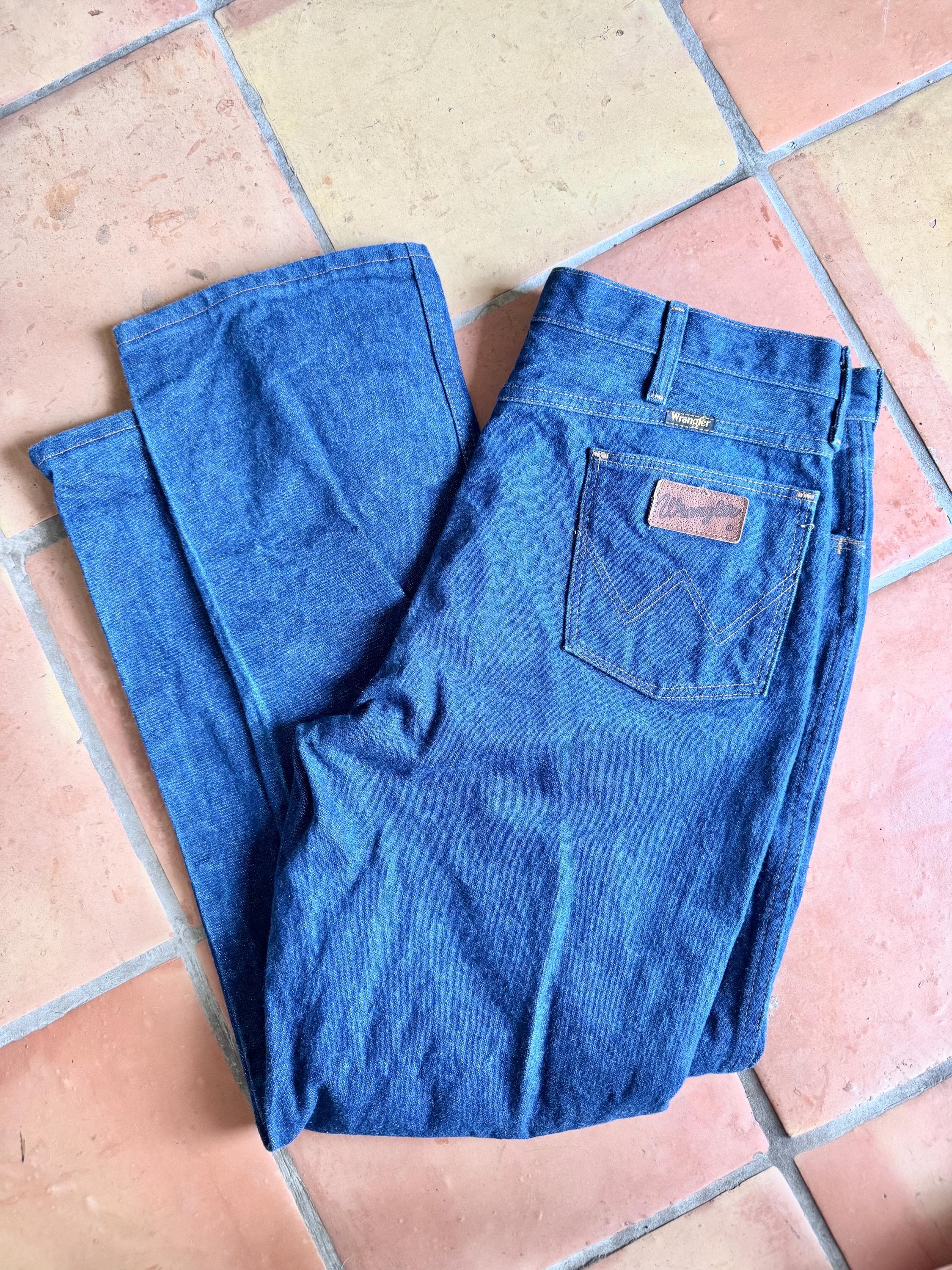 Vintage 1980's Wrangler Jeans 38/32. Western Boot Cut Retro