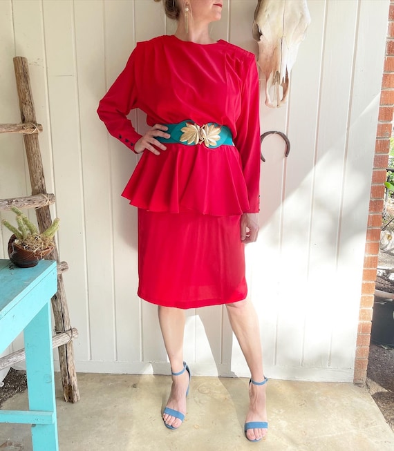 Vintage 1980’s SK & Company Red Flowing Dress. Siz