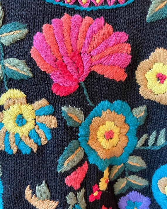 Gorgeous Vintage Essence Embroidered Flowers. Flo… - image 5