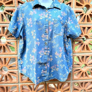 Vintage Classic Elements  Button Down  Flower Blouse. Large Cotton Earthy Blue Shirt.