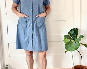 Vintage Ashley Taylor Small House Dress. Embroidered Pastel Flowers Dress.