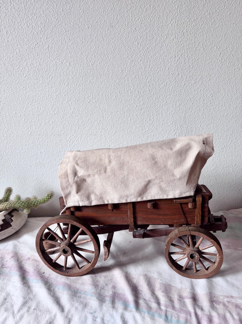 Vintage 16” Wooden Covered Wagon Lamp Conestoga Wagon Light Western ...