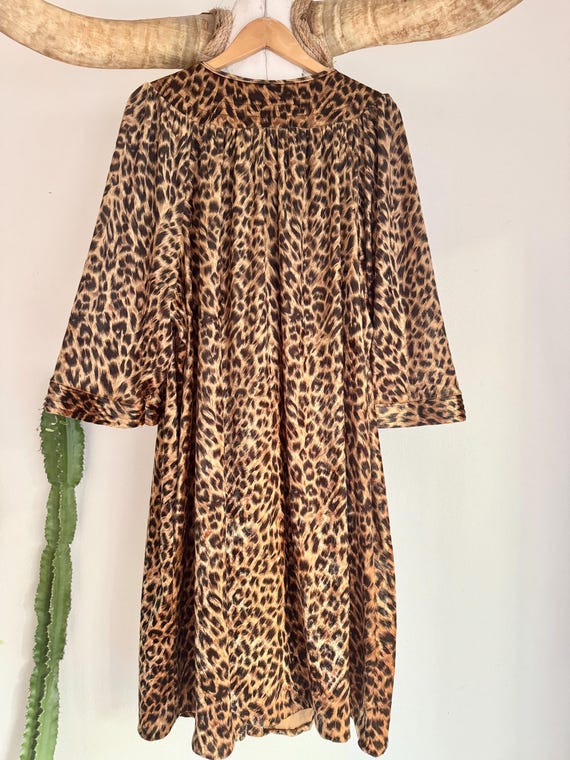 Vintage Simply Basic Leopard Print Soft Velvet Ho… - image 9