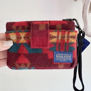 Pendleton Zipper Wallet Pouch Bag Coin Purse Native American Wool Zip Around Wallet men womens accessory vintage gift quality. Wristlet Pouc