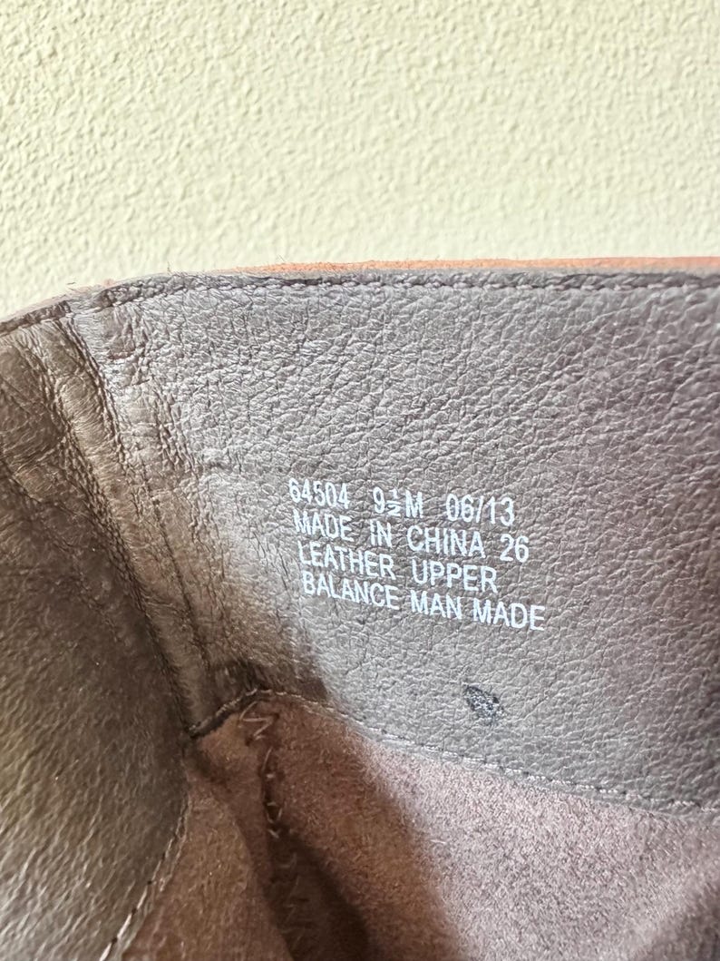 Clarks Indigo Lida Sayer Leather Side Zip Heeled Ankle Boots 64504 Womens 9.5 M. Pre owned. image 10