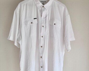 Men’s White Poncho The Salty Dog XXL Regular Fit. Magnetic pockets. Men summer shirt. The Salty Dog. Pre owned.