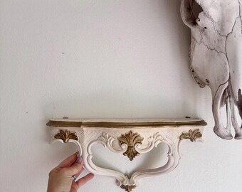 Vintage Gold Wall Corner Shelf Italian Florentine Molded Gilt Rococo Hollywood Regency. Resin. Lightweight.