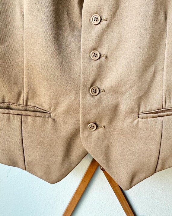 Vintage Men’s Beige Button Down Vest by Levi’s. W… - image 3