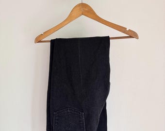 Vintage Black Wrangler Jeans 11/12 x 32. Western Retro Wrangler Men’s. Cotton/poly. 12MWZMS.