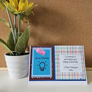 Calendario de feliz cumpleaños personalizado para ti, tus amigos, familiares y seres queridos.
