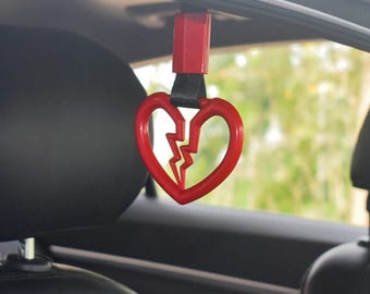 Kawaii Broken Heart Tsurikawa Car Charm: JDM Anime Decor