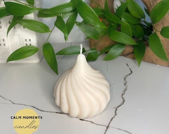 Luxurious Christmas Swirl Pillar Soy Candle for Relaxation | Hand-poured Aromatherapy Blend