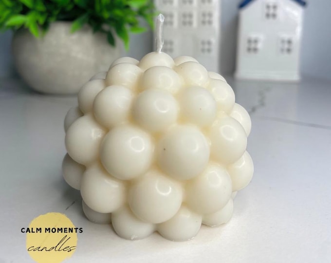 Luxurious Round Bubble Soy Wax Candle: Pure Aromatherapy Vegan Pillar.