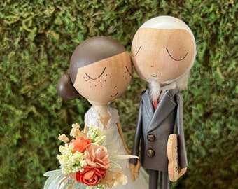 Peg Doll Cake Topper mit Individuellem Hochzeitskleid - MilkTea - Personalisiert - Rustikal - Boho