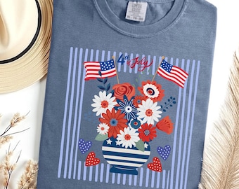 Americana Floral Bouquet Shirt, Cute USA Fourth of July Tee, Patriotic Cottagecore Shirt