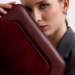 Pochette en daim bordeaux pour femme, pochette cadeau