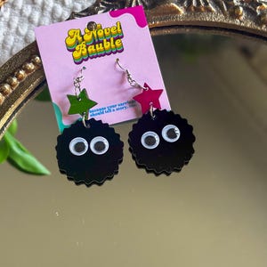 Soot Sprite Star Earrings, Cute Studio-Inspired Acrylic Jewelry, Kawaii Anime Dangles, Anime Earrings, Soot Sprite Gift