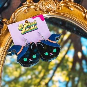 Black Cat Witch Hat Earrings: Spooky Halloween Acrylic Jewelry