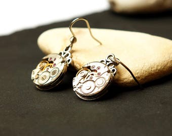 Boucles d'oreilles brutes, Anciens mouvements de Montres des années 50