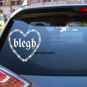 有刺鉄線ハート「Blegh」ビニールデカール | ゴスメタルステッカー
