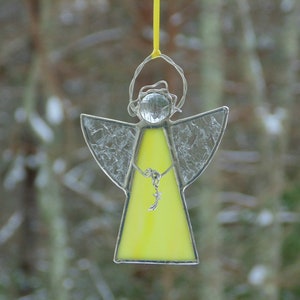 Stained glass angel suncatcher, Christmas ornament, small hanging angel zdjęcie 1