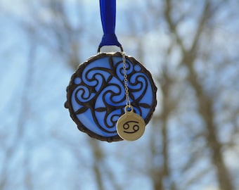Cancer sign of the crab, Zodiac sign, stained glass suncatcher ornament