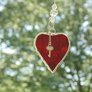 Llave de mi corazón, mini adorno atrapasol de vitral