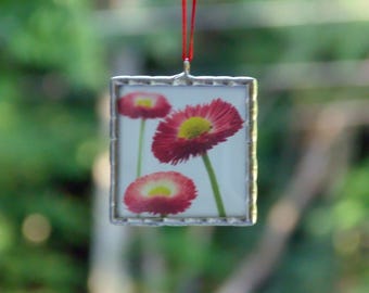 Stained Glass Straw Flower Photo Ornament, Mini Wall Art