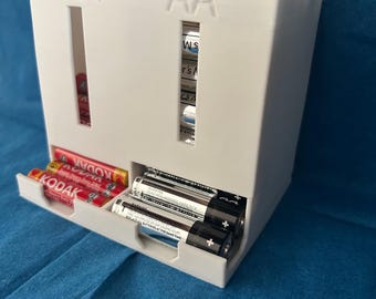 3D Printed AA AAA Battery Holder