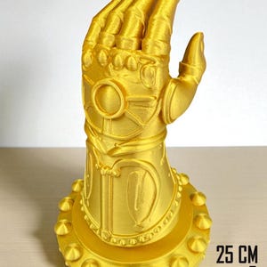 Thanos Infinity Gauntlet – 25cm Collectible Glove – Avengers Inspired Prop