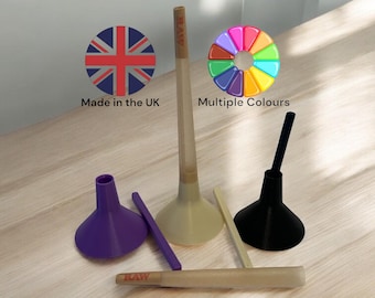 Lejek do napełniania stożków surowych