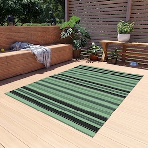 Stylish Outdoor Rug for Patio Decor, Modern Floor Mat for Porch, Waterproof Area Rug, Beach and Garden Use, Durable Non-Slip Chenille Mat