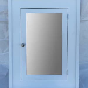 Lilis Medicine Cabinet & Mirror, White Finish