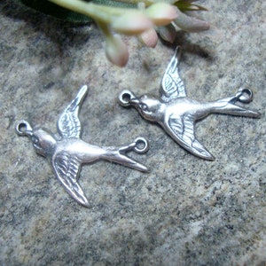 2 pcs, Lightly Oxidized 925 Sterling Silver Happy Sparrow, Swallow Connector with 2 loops, Connectors, FLOX3
