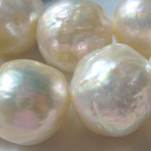 13.0-14mm, Kasumi Like Ivory Creamy White Iridescent Nucleated Bead Fresh Water Round Pearls